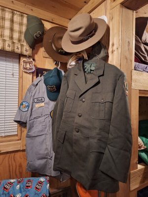 USNPS_ranger_uniform.jpg